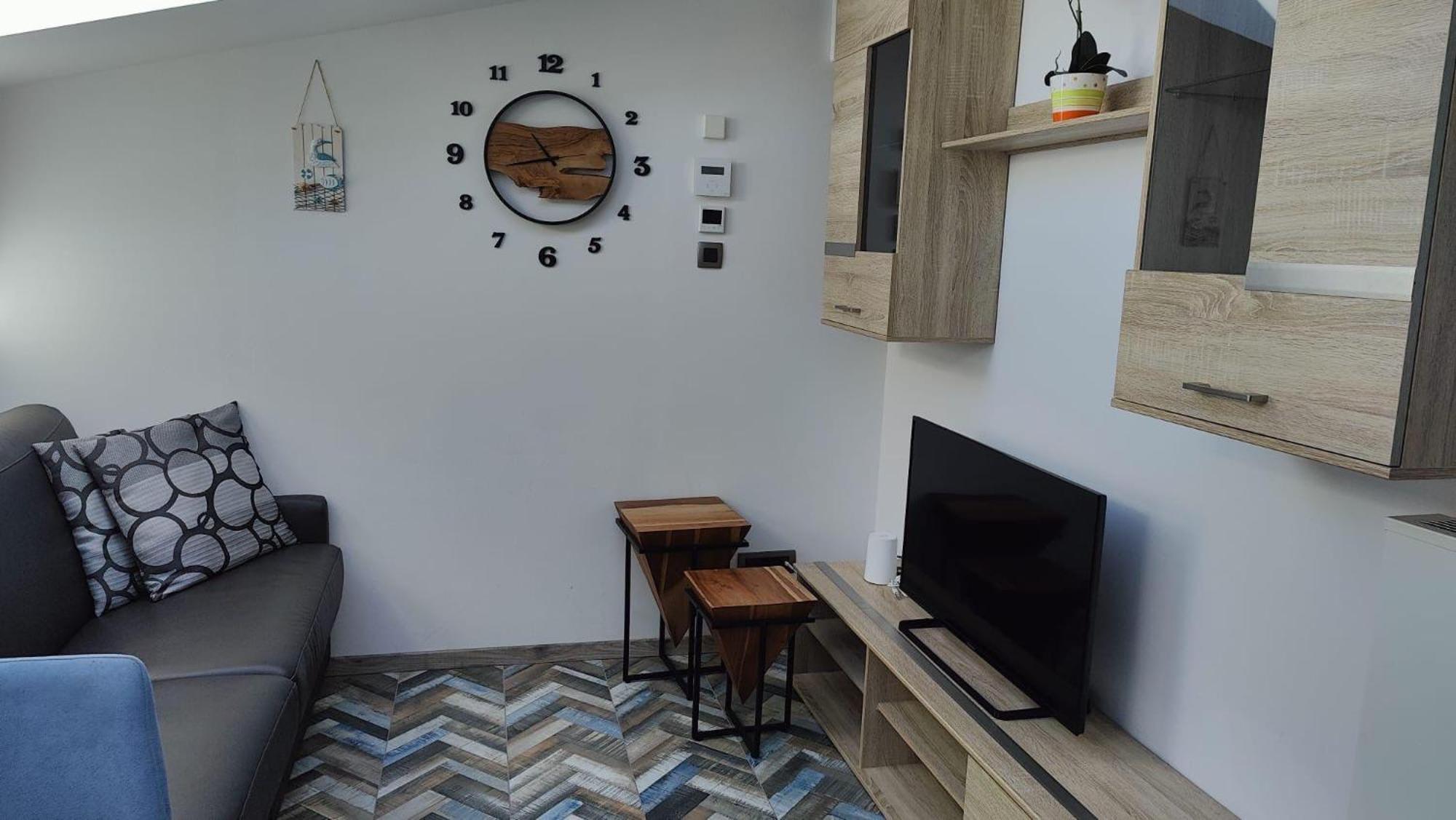 Moderne-Ferienwohnung-Nur-1Km-Vom-Millstaetter-See-In-Kaernten-Entfernt 米尔施塔特 外观 照片